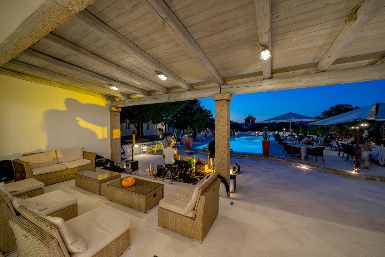 Hotel Le Mimose San Teodoro  Zewnętrze zdjęcie